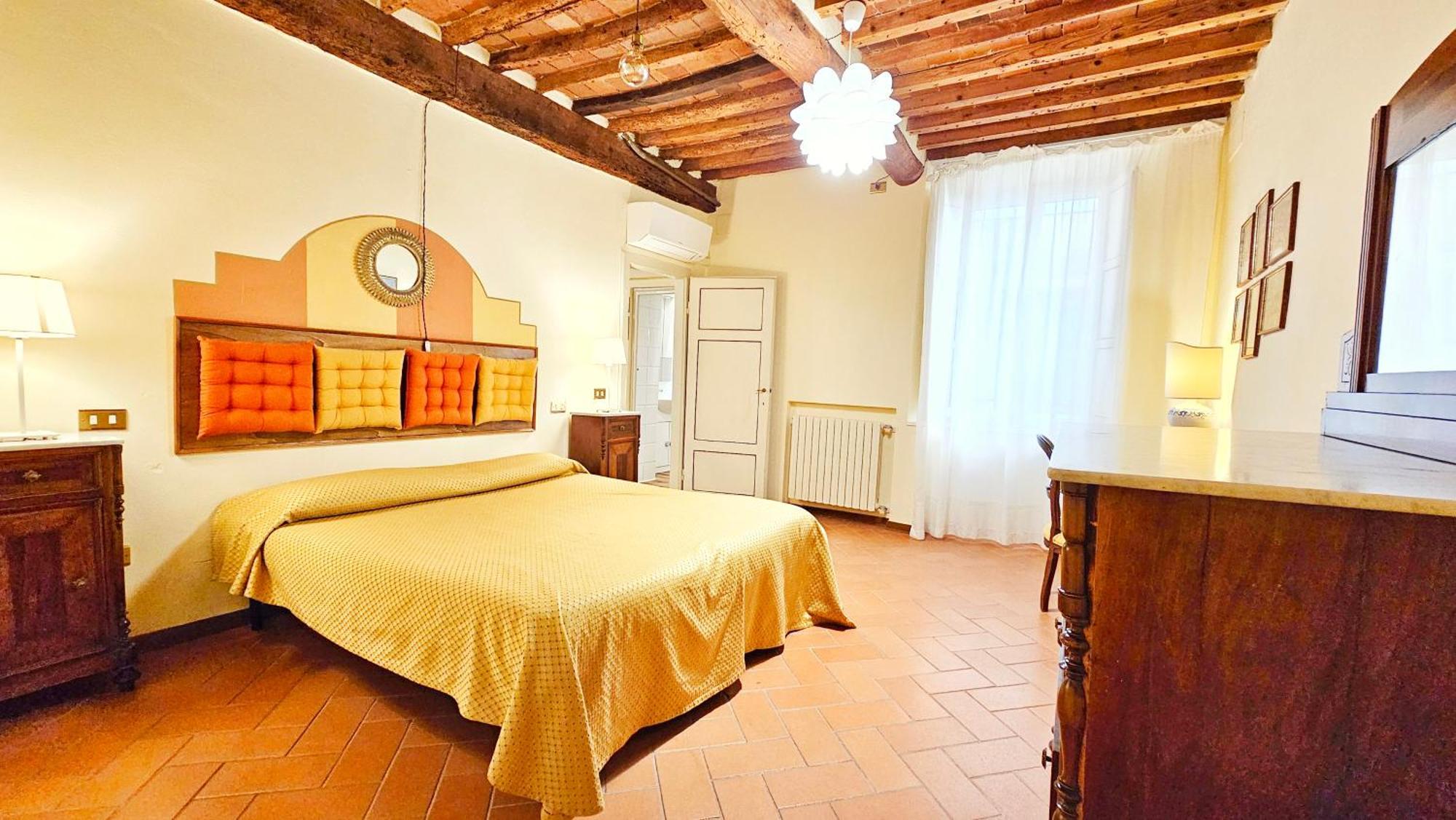 Lucca Walls Dream - Air Cond - Wi-Fi - Panoramic In Front Of The Historical Walls - Exterior photo